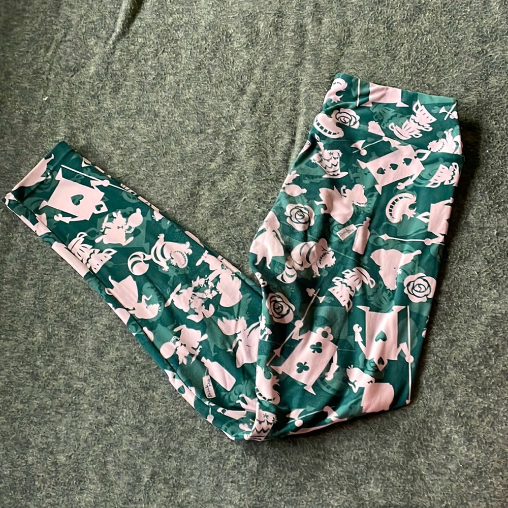 Alice in Wonderland unique design leggings, adult one size